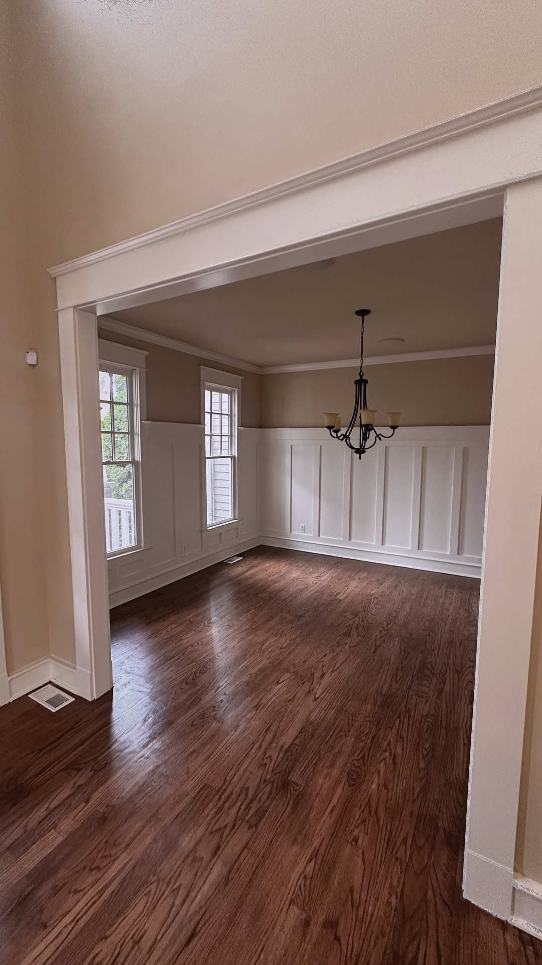 Hardwood floor refinishing